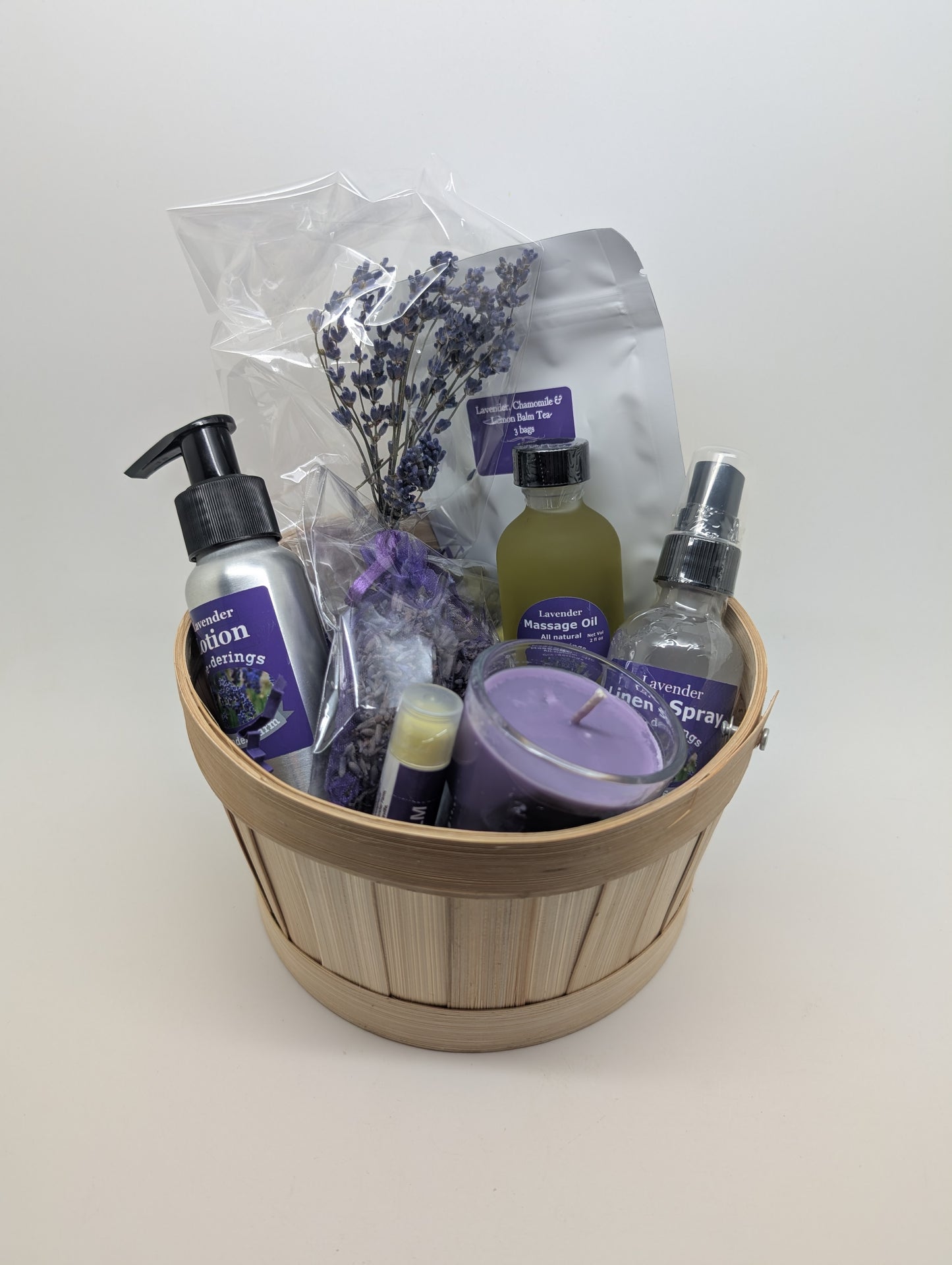 Lavender Gift Basket - Regular